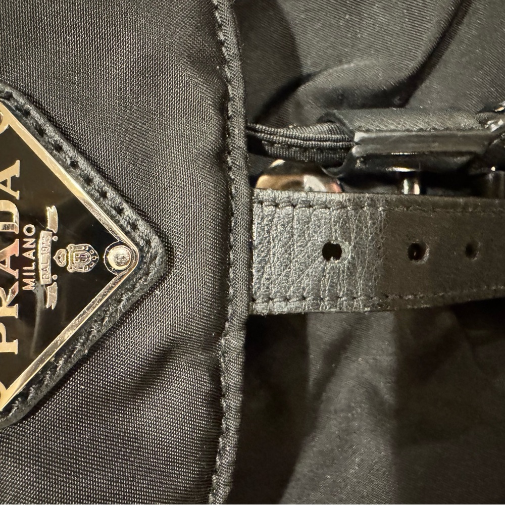 Prada Black Nylon Logo Drawstring Backpack authen… - image 5